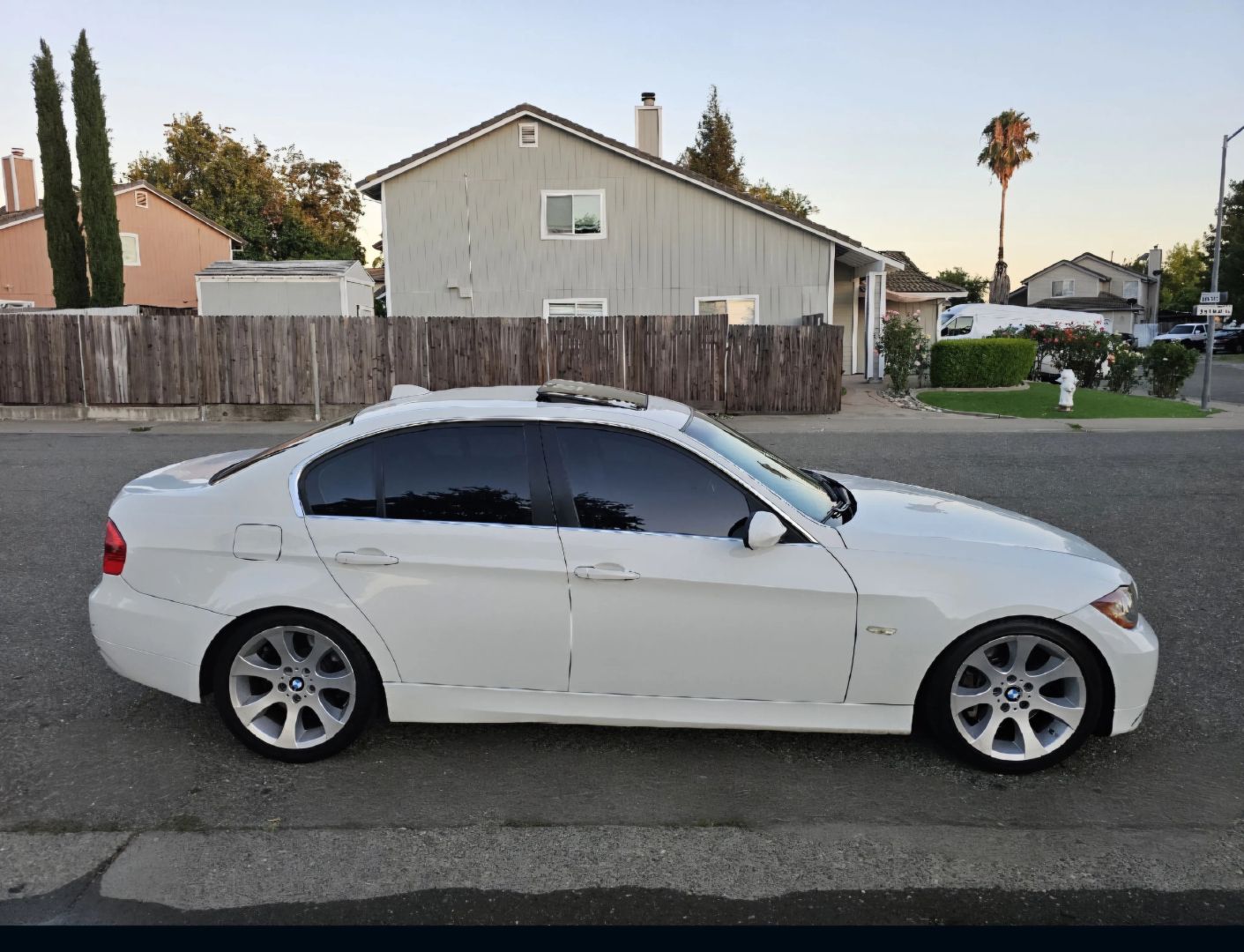 bmw 3 series 2007 WBAVB73517VH21490 image bmw 3 series 2007 WBAVB73517VH21490 image